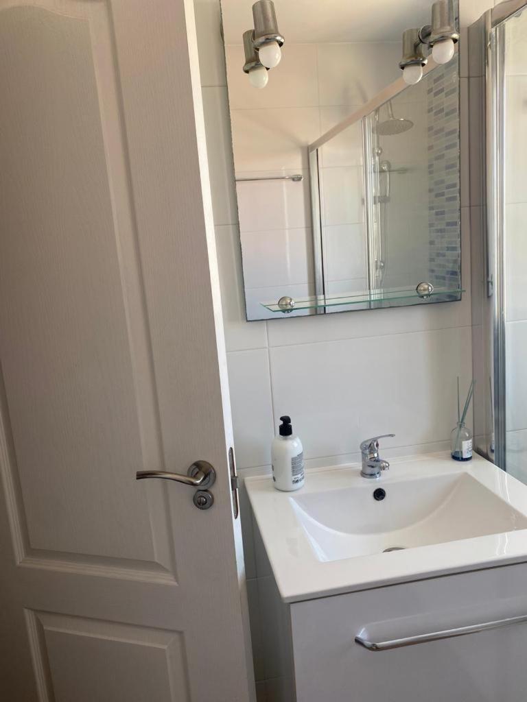 אל פוארטו דה סנטה מריה Apartamento Vista Al Mar Calle Ciruela מראה חיצוני תמונה